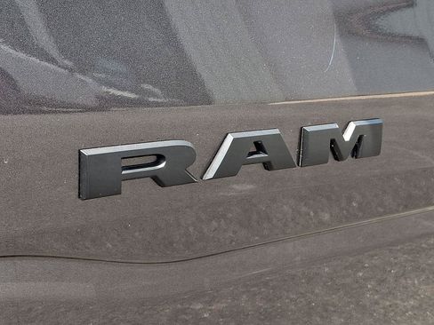 New 2026 RAM 1500 Big Horn AWD/4WD image 18