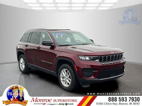 Certified 2024 Jeep Grand Cherokee Laredo X w/ Luxury Tech Group I AWD/4WD image 1