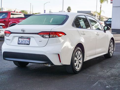 Used 2024 Toyota Corolla LE image 7