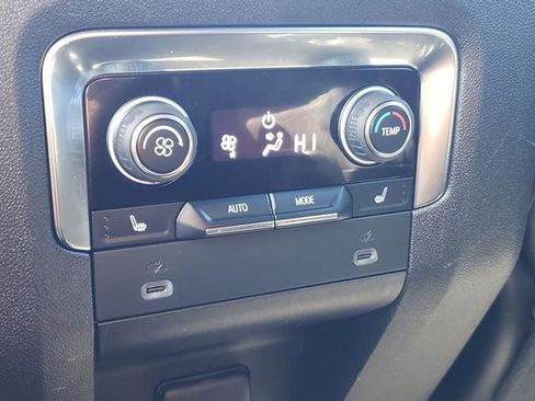 Used 2022 Chevrolet Tahoe LT w/ Luxury Package image 20