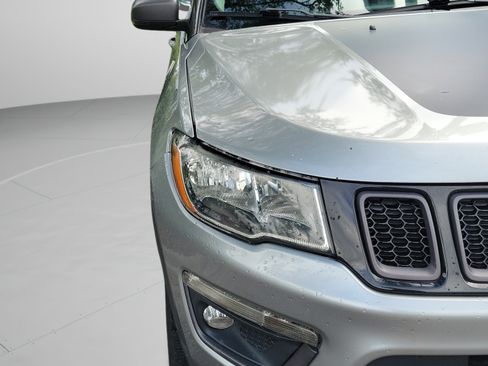 Used 2021 Jeep Compass Trailhawk AWD/4WD image 13