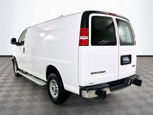 Used 2024 GMC Savana 2500 w/ Driver Convenience Package image 5