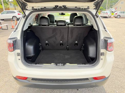Used 2018 Jeep Compass Limited AWD/4WD image 33