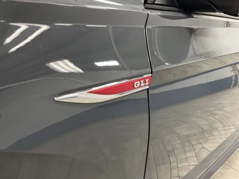 Used 2020 Volkswagen Jetta GLI Autobahn image 33