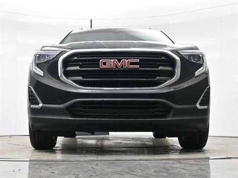 Used 2020 GMC Terrain SLE w/ Driver Convenience Package image 10