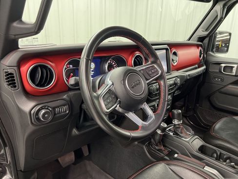 Used 2022 Jeep Wrangler Unlimited Rubicon w/ Steel Bumper Group image 19