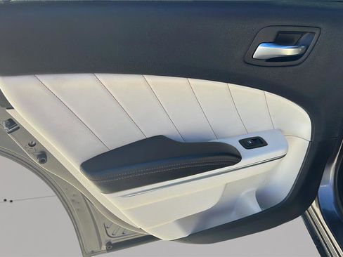 Used 2018 Dodge Charger GT image 18