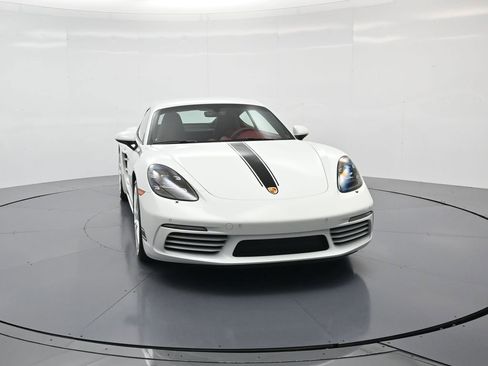 Certified 2025 Porsche 718 Cayman RWD image 33