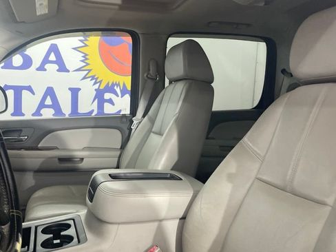 Used 2008 Chevrolet Avalanche LT w/ LT Preferred Equipment Group RWD image 11