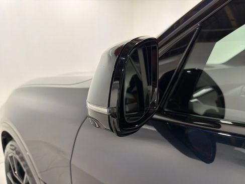 Certified 2023 BMW X7 xDrive40i w/ M Sport Package image 9