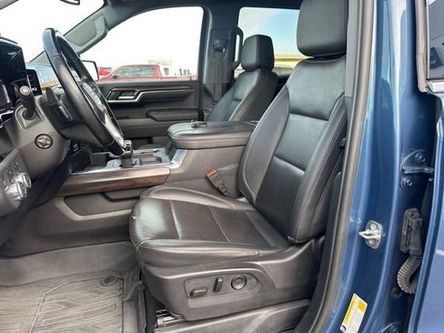 Used 2024 GMC Sierra 1500 SLT w/ SLT Premium Plus Package AWD/4WD image 9