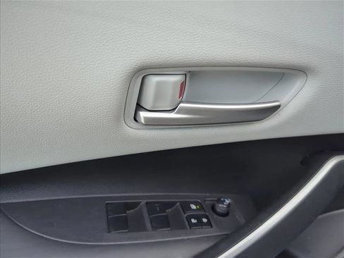 Certified 2024 Toyota Corolla SE FWD image 8