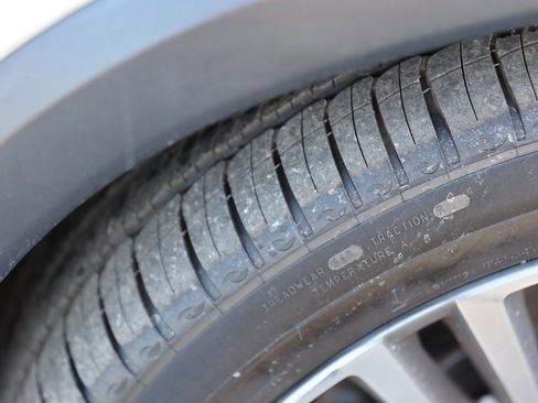 Used 2022 Mercedes-Benz GLE 350 4MATIC image 13