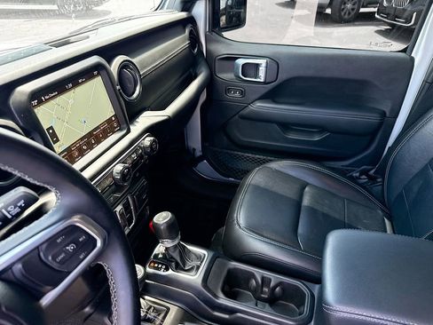 Used 2023 Jeep Wrangler Unlimited Sahara w/ Dual Top Group AWD/4WD image 26