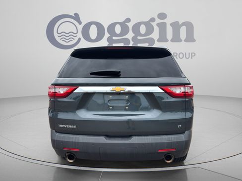 Used 2018 Chevrolet Traverse LT FWD image 4