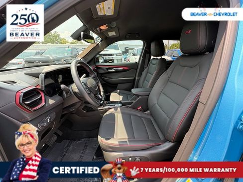 Used 2025 Chevrolet TrailBlazer RS w/ Convenience Package FWD image 12