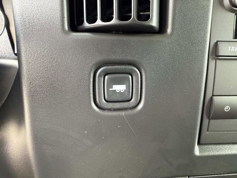 New 2026 Chevrolet Express 2500 Extended w/ Driver Convenience Package RWD image 31