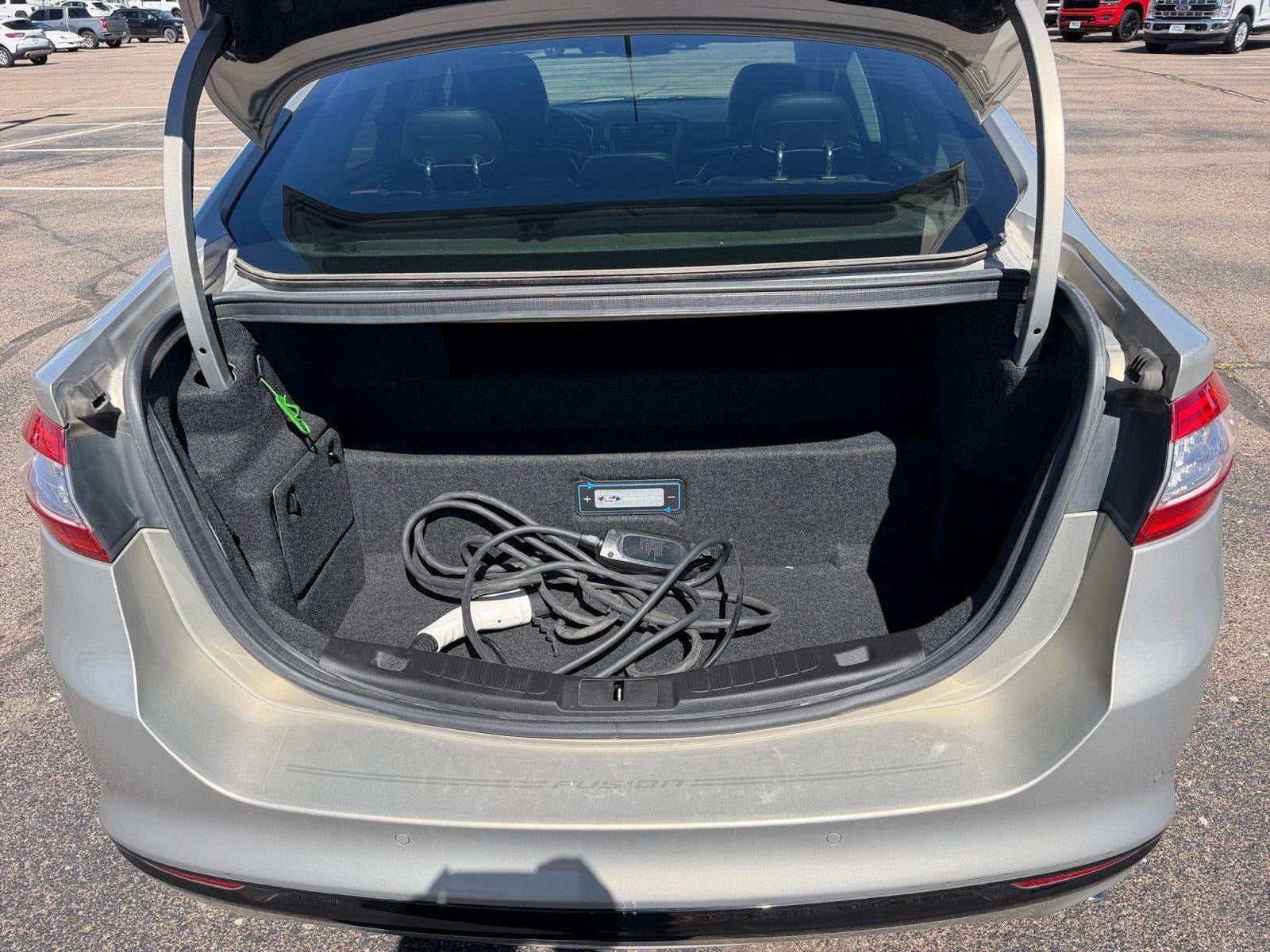 Used 2016 Ford Fusion Energi Titanium w/ Driver Assist Package FWD image 16