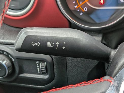 Used 2023 Jeep Wrangler Rubicon image 28