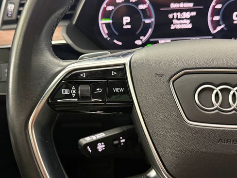 Used 2022 Audi e-tron Premium w/ Convenience Plus Package image 20