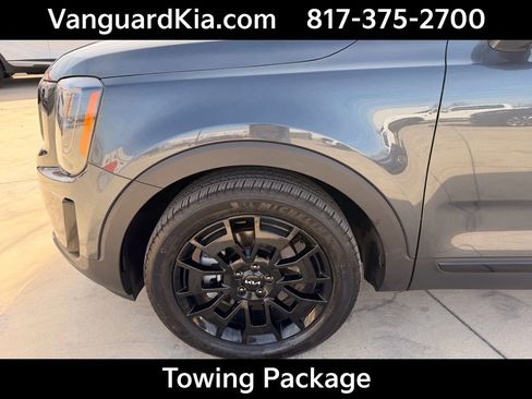 Certified 2022 Kia Telluride SX w/ SX Prestige Package image 8