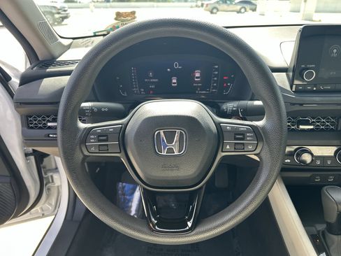 Certified 2024 Honda Accord EX image 11