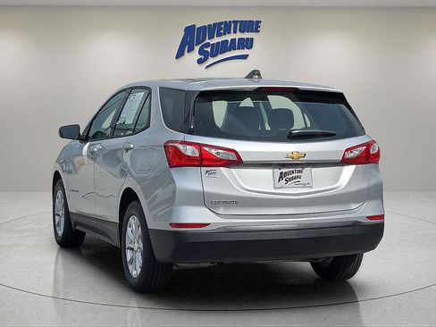 Used 2019 Chevrolet Equinox LS FWD image 5