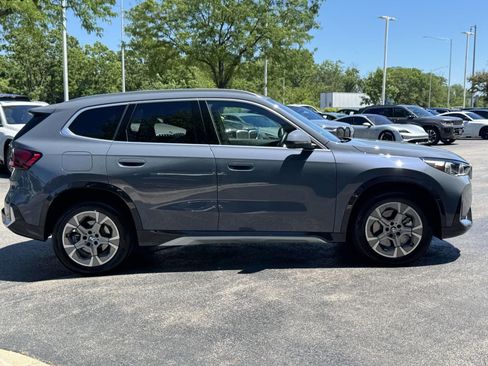 Certified 2025 BMW X1 xDrive28i AWD/4WD image 4
