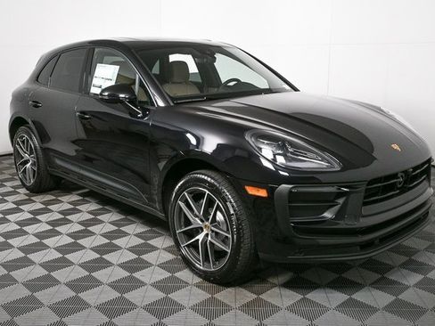 Certified 2025 Porsche Macan image 27