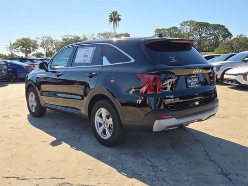 New 2026 Kia Sorento LX image 6
