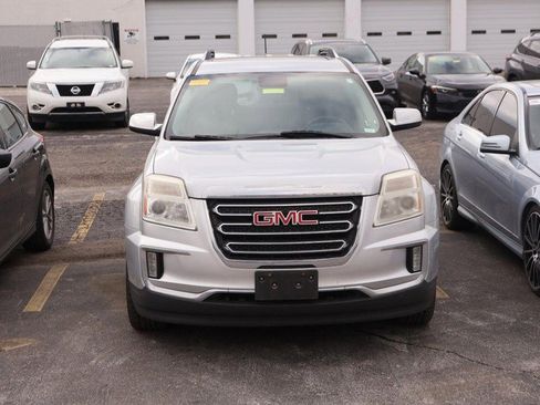 Used 2017 GMC Terrain SLT w/ Open Road Package image 3