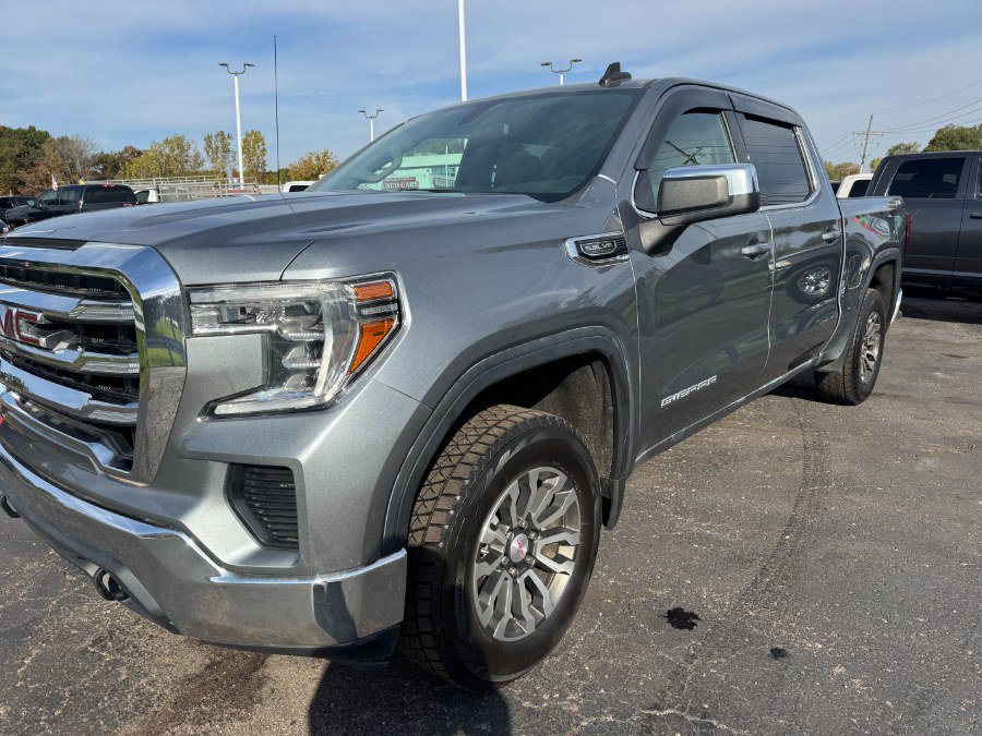 Used 2019 GMC Sierra 1500 SLE w/ X31 Off-Road Package AWD/4WD image 9