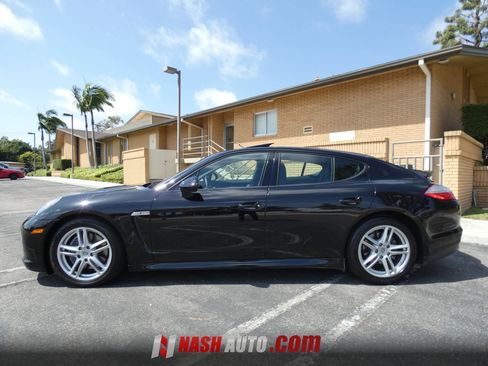 Used 2011 Porsche Panamera 4 AWD/4WD image 15