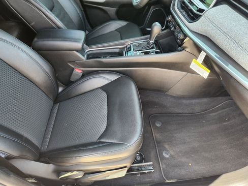 New 2025 Jeep Compass Latitude image 13