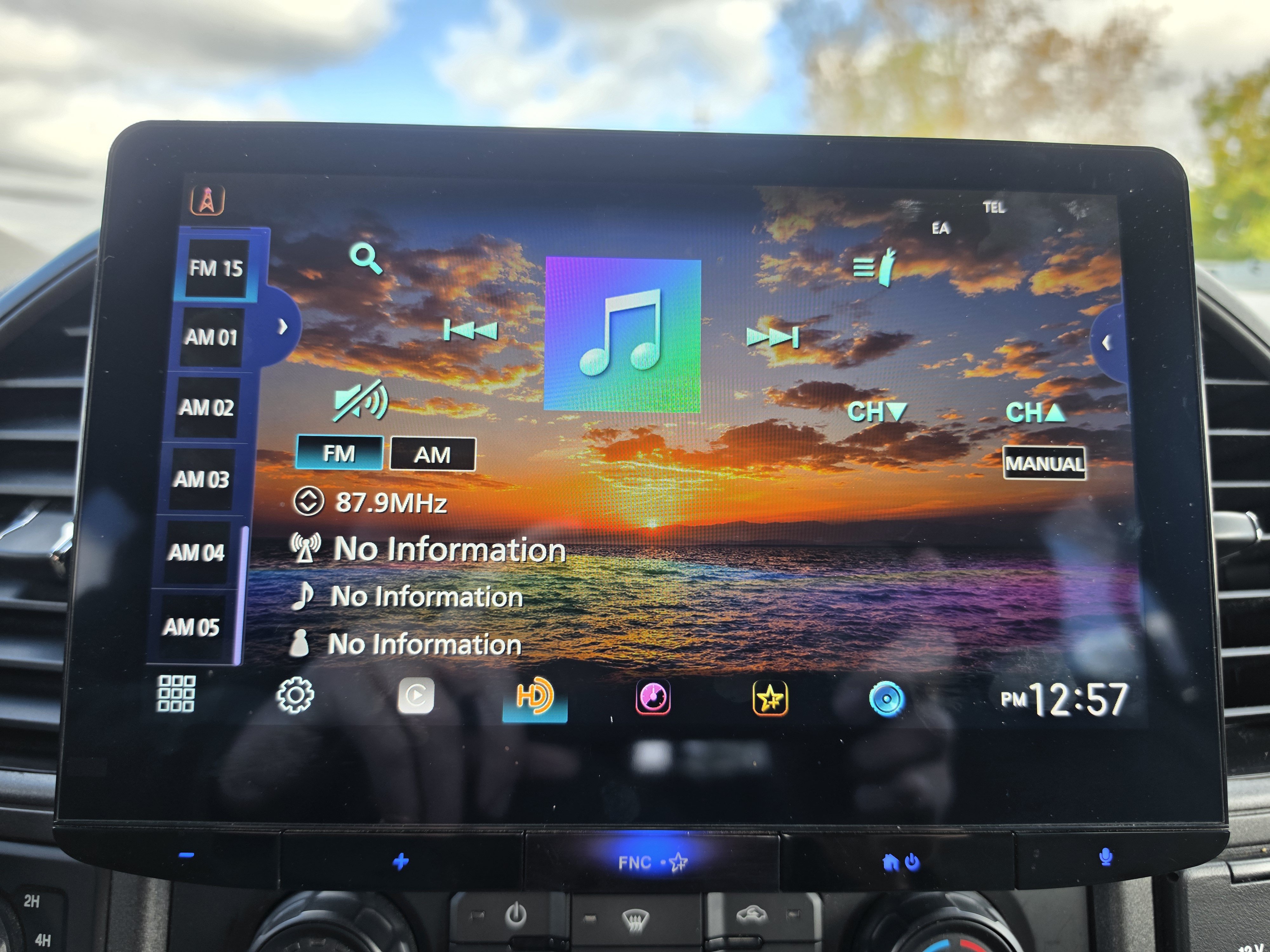Used 2021 Ford F250 XL w/ STX Appearance Package AWD/4WD image 29