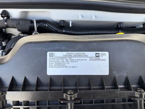 Used 2024 Chevrolet Express 2500 w/ Driver Convenience Package image 31