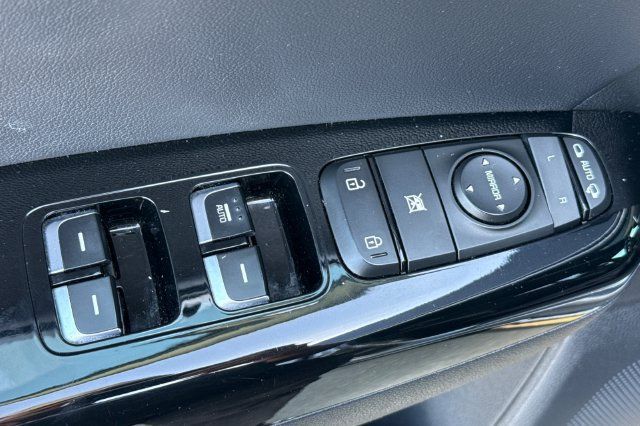 Used 2020 Kia Sportage SX FWD image 14