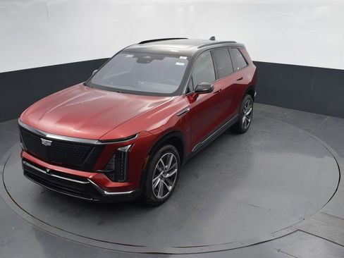 New 2026 Cadillac Vistiq Sport w/ LPO, Floor Liner Package image 45