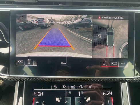 Used 2020 Audi SQ7 Premium Plus w/ S Executive Package image 22