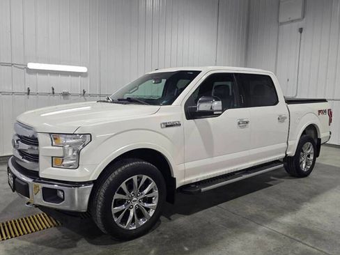 Used 2017 Ford F150 Lariat image 2