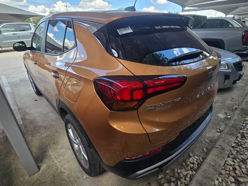 Certified 2025 Buick Encore GX Preferred w/ Comfort Package AWD/4WD image 7