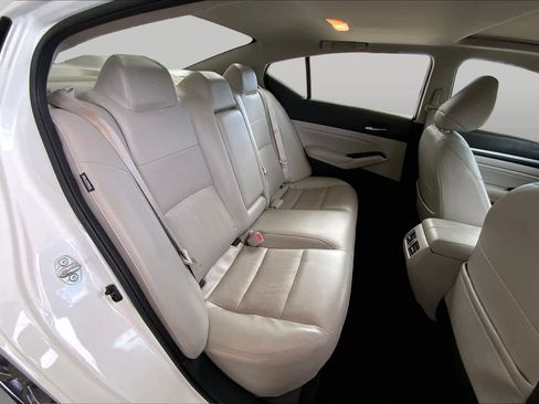 Used 2022 Nissan Altima 2.5 SL FWD image 20