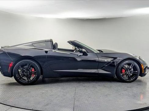 Used 2016 Chevrolet Corvette Stingray Coupe image 9
