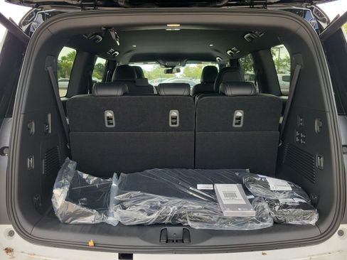 New 2026 Nissan Armada PRO-4X AWD/4WD image 8