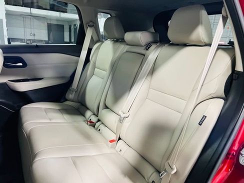 Used 2022 Nissan Rogue SL w/ SL Premium Package FWD image 30