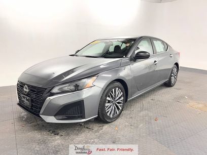 Used 2025 Nissan Altima 2.5 SV