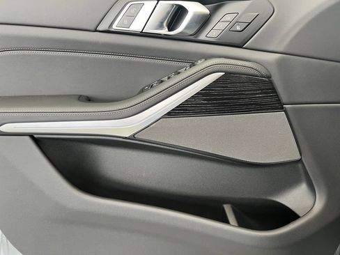 Used 2026 BMW X5 sDrive40i w/ M Sport Package RWD image 21