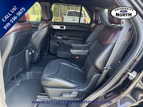 Used 2020 Ford Explorer Platinum w/ Premium Technology Package image 35