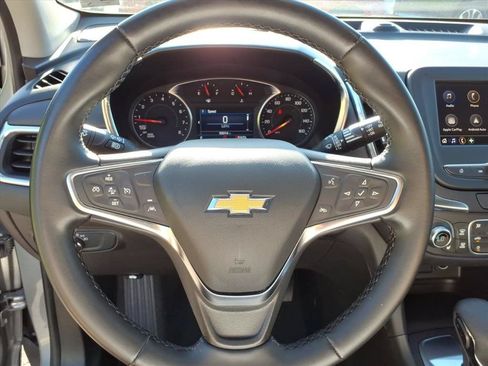 Used 2024 Chevrolet Equinox LT FWD image 28