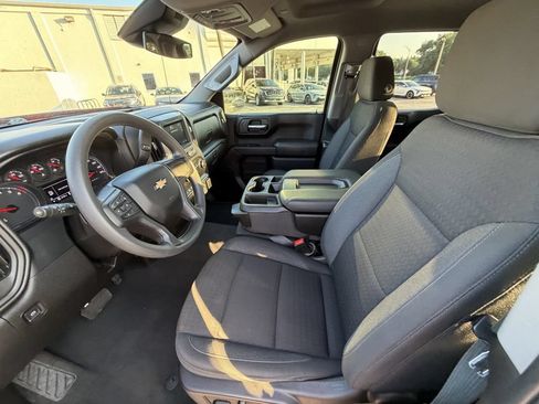 Used 2024 Chevrolet Silverado 1500 Custom AWD/4WD image 17